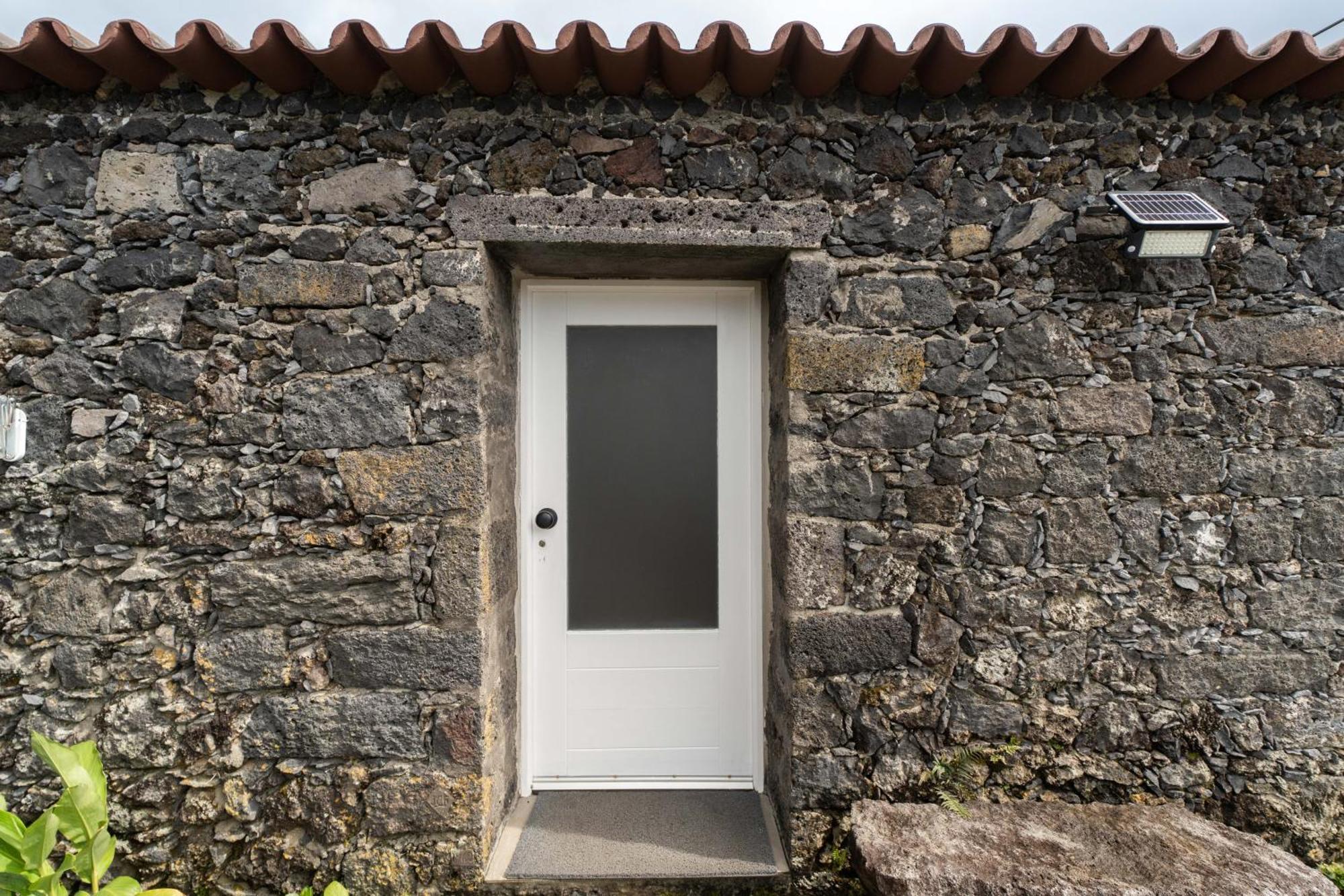 Villa Azores Element