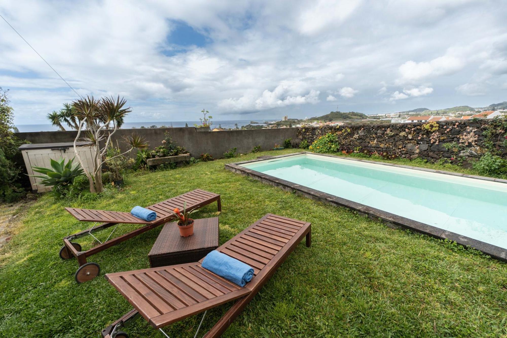 Azores Element *